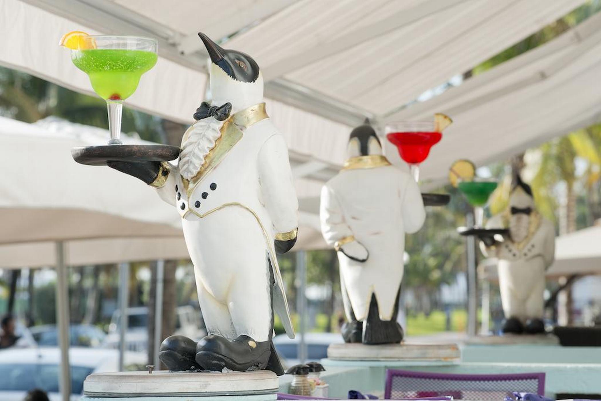 ペンギン ホテル マイアミビーチ エクステリア 写真